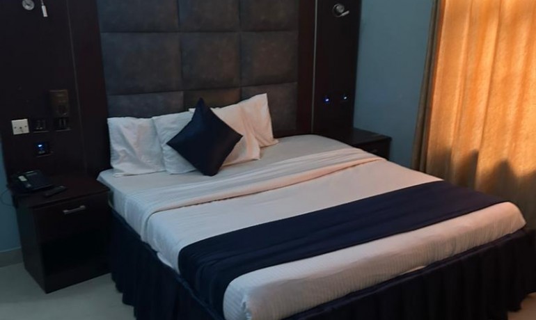 Each of our 10 Deluxe rooms has its own distinct touch and appearance